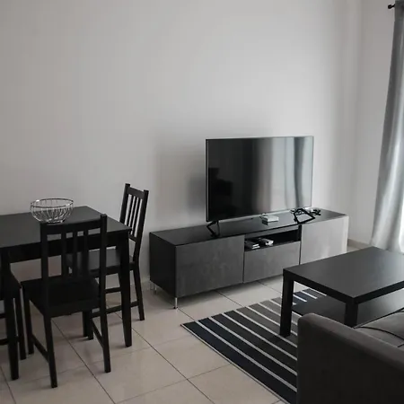 شقة Renovated One Bedroom In With Pool *