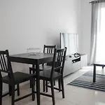 Appartamento Renovated One Bedroom In With Pool Paphos