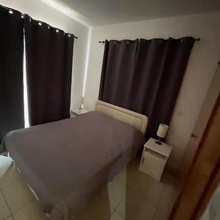 Daire Renovated One Bedroom In With Pool